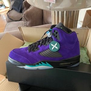 Jordan 5s Grapes